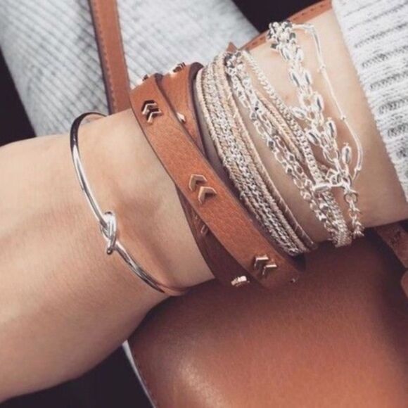 Stella & Dot Chevron Leather Wrap Bracelet - Picture 7 of 10